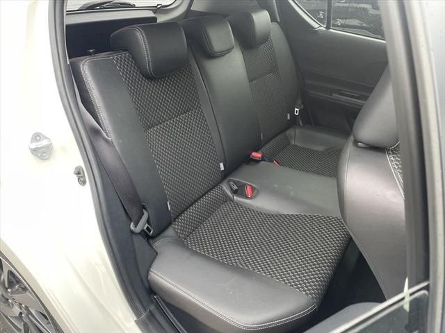 Toyota AQUA 2017-01 188397-18