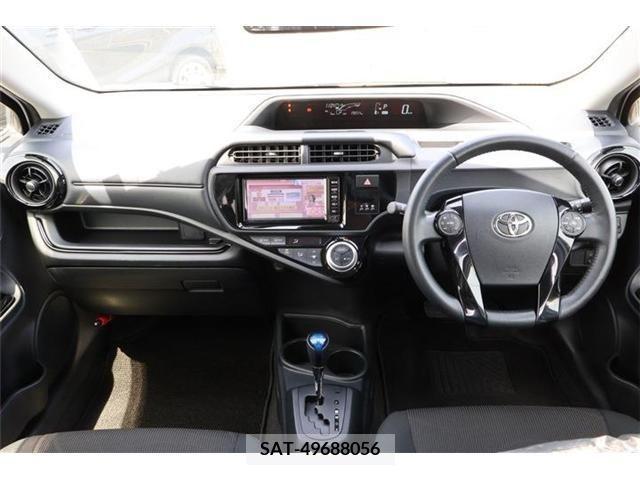 Toyota AQUA 2017-06 233667-5