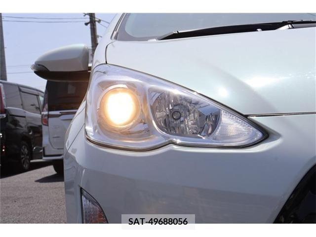 Toyota AQUA 2017-06 233667-25