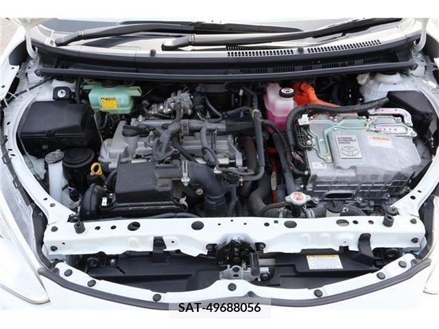 Toyota AQUA 2017-06 233667-24