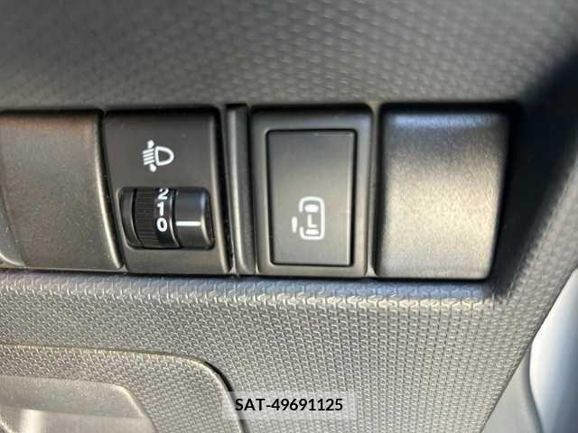 Suzuki SOLIO 2011-09 368397-16