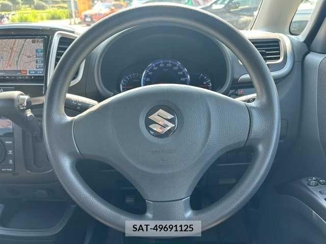 Suzuki SOLIO 2011-09 368397-10