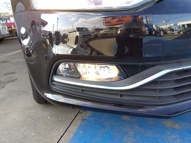 VolksWagen POLO 2016-11 22037-29