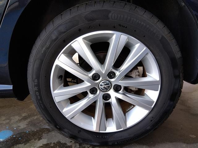 VolksWagen POLO 2016-11 22037-22