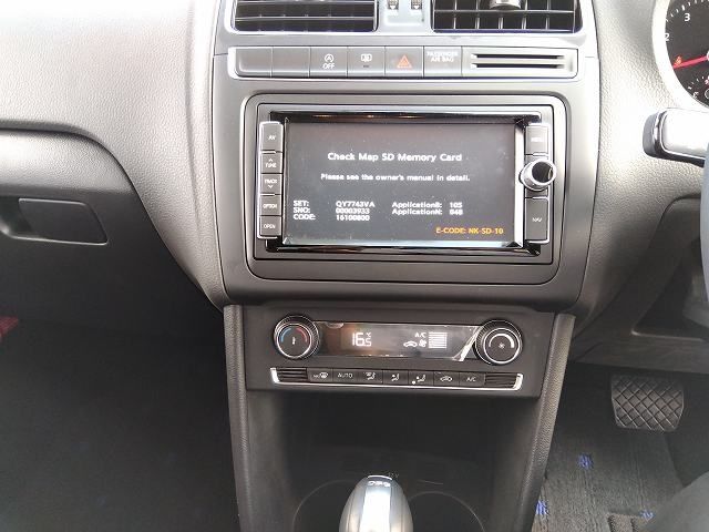 VolksWagen POLO 2016-11 22037-27