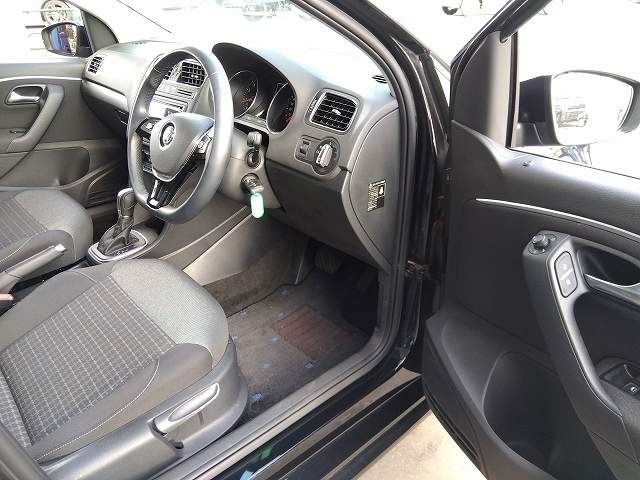 VolksWagen POLO 2016-11 22037-15