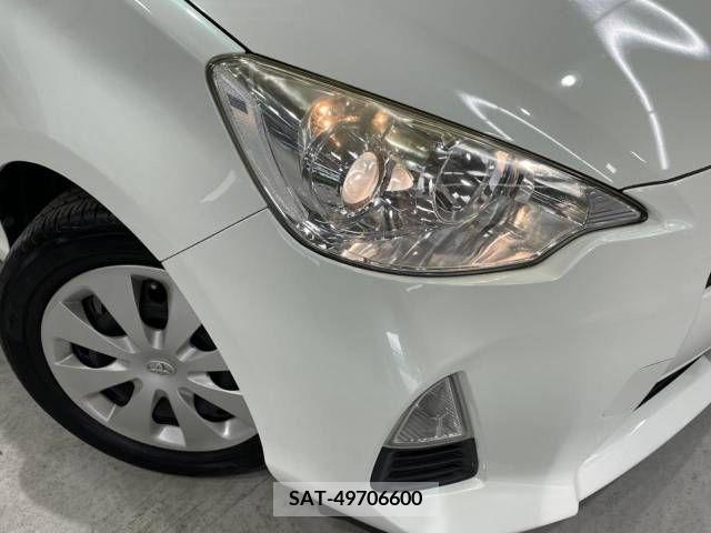 Toyota AQUA 2014-08 352433-11