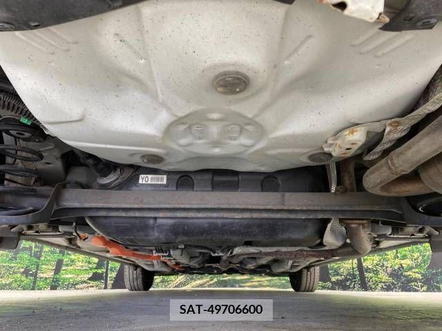 Toyota AQUA 2014-08 352433-18
