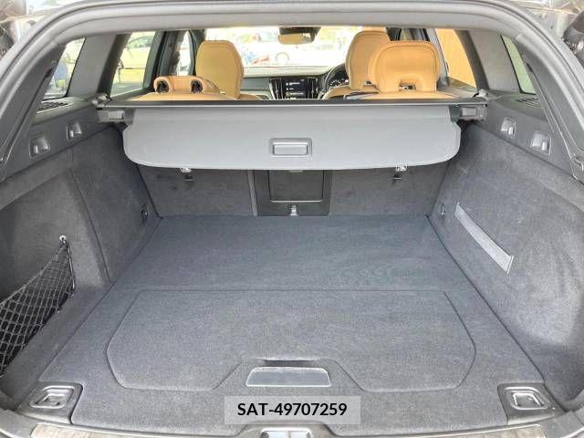 Volvo V60 2019-03 340163-13