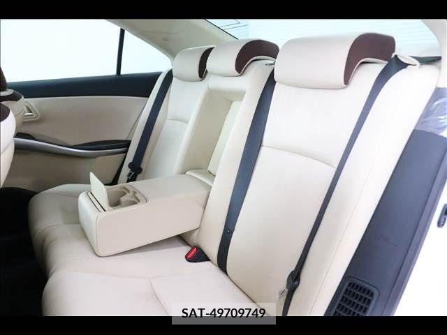Toyota SAI 2014-01 352100-18