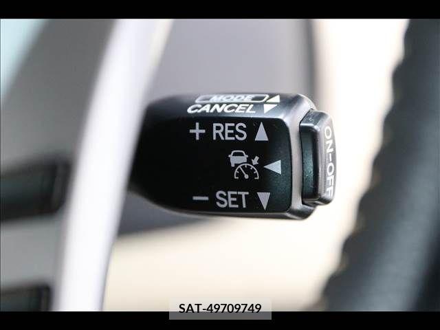 Toyota SAI 2014-01 352100-9