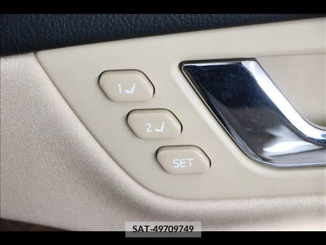 Toyota SAI 2014-01 352100-7