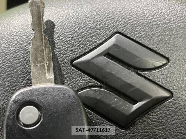 Suzuki ALTO 2017-07 352757-5