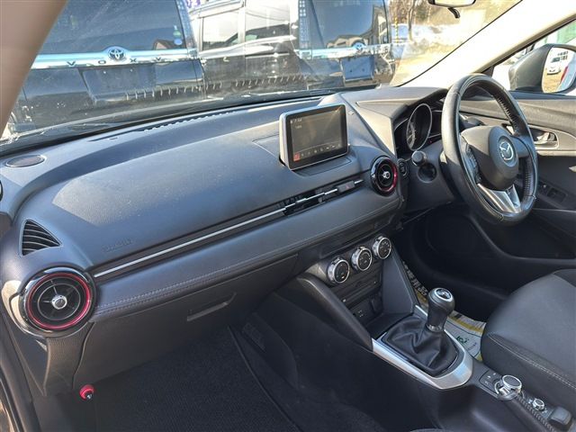 Mazda CX-3 2016-02 3114-16