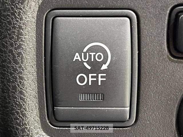 Nissan NOTE 2015-06 302375-6