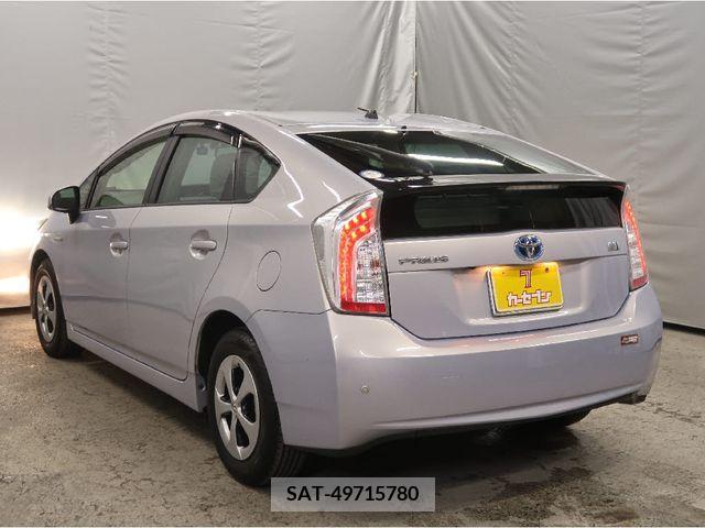 Toyota PRIUS 2013-09 352982-11