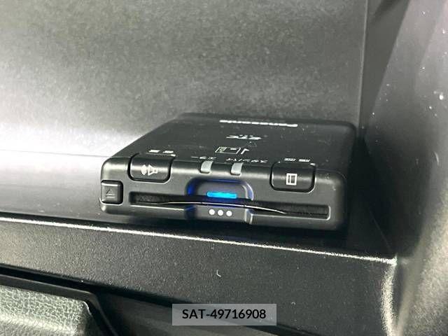 Nissan NOTE 2019-09 329589-7