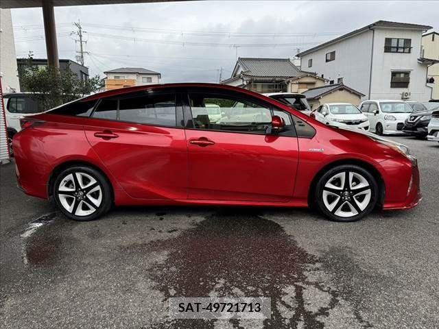 Toyota PRIUS 2016-05 340969-9