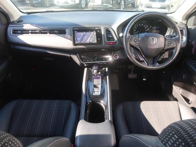 Honda VEZEL 2014-03 28323-1