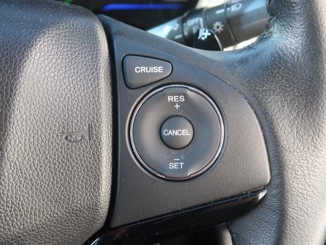 Honda VEZEL 2014-03 28323-4