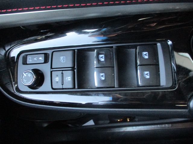 Toyota HARRIER 2017-08 195877-21