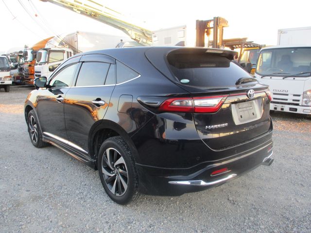 Toyota HARRIER 2017-08 195877-1