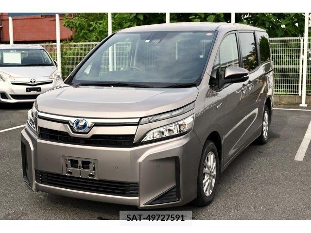 Toyota VOXY HYBRID 2019-03 322840-3