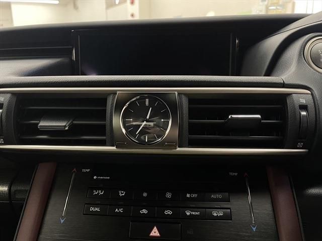 Lexus IS 2018-01 6090-29