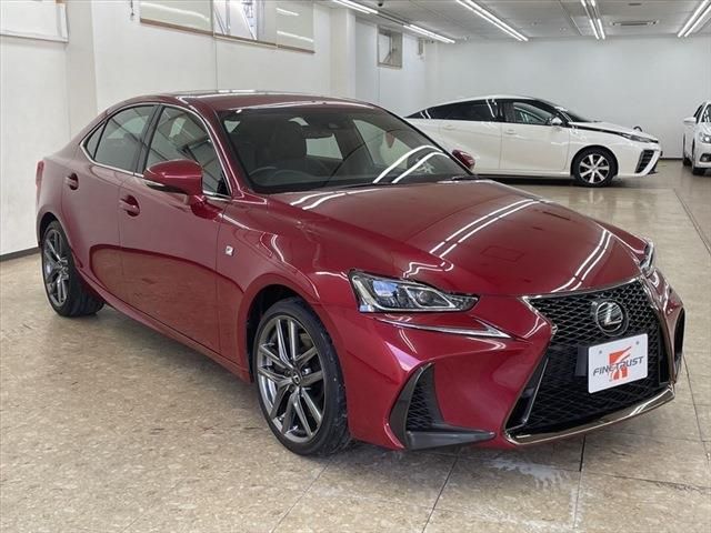 Lexus IS 2018-01 6090-2