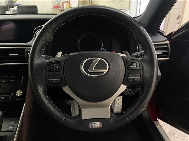 Lexus IS 2018-01 6090-22