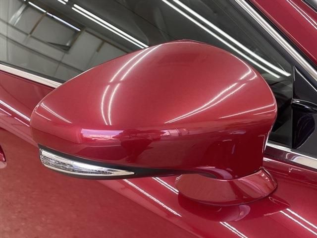 Lexus IS 2018-01 6090-11