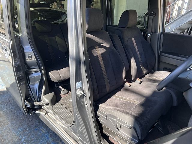 Honda N BOX CUSTOM 2019-01 192055-28
