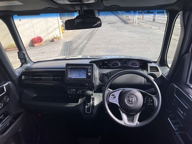 Honda N BOX CUSTOM 2019-01 192055-1