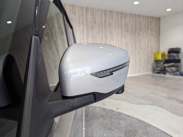 Nissan SERENA 2018-11 182096-12