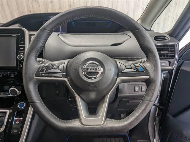 Nissan SERENA 2018-11 182096-26