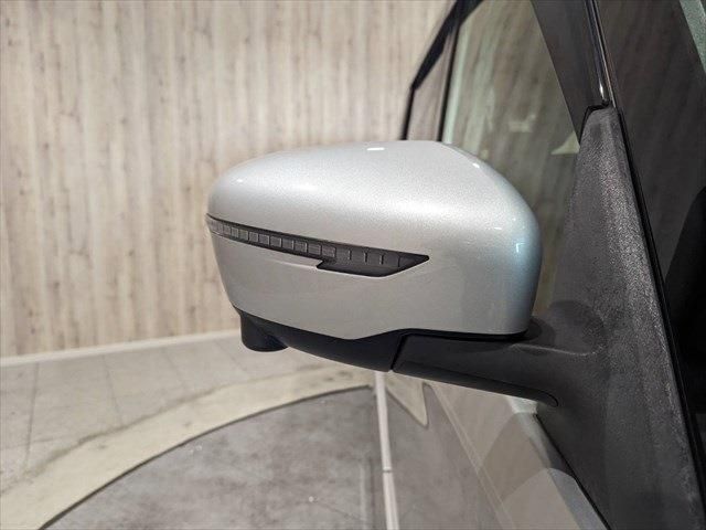 Nissan SERENA 2018-11 182096-13