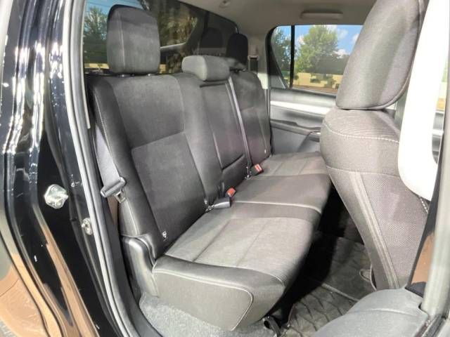 Toyota HILUX 2020-12 28495-10