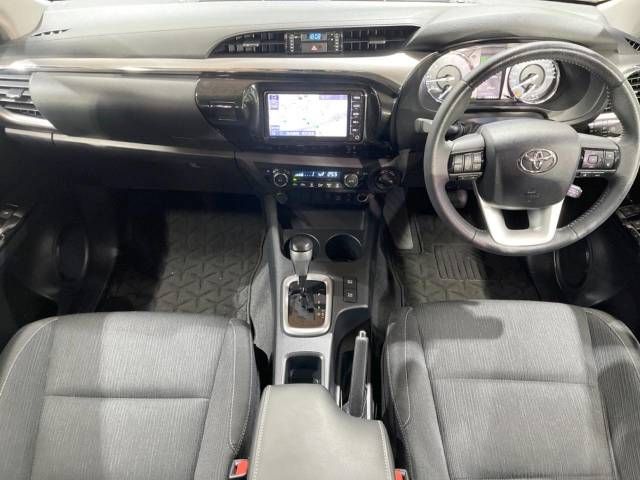 Toyota HILUX 2020-12 28495-1