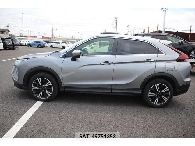 Mitsubishi ECLIPSE CROSS 2022-03 268946-8