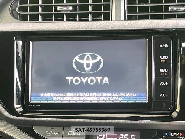 Toyota AQUA 2016-06 215927-3