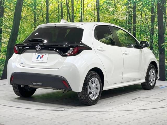 Toyota YARIS 2022-08 187891-17