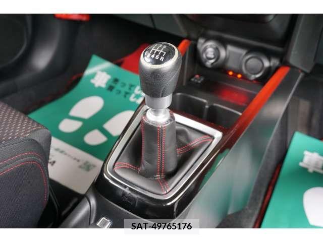 Suzuki SWIFT 2018-01 341326-11