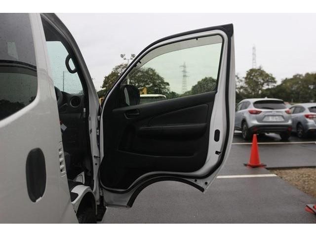 Nissan CARAVAN VAN 2022-01 27650-8