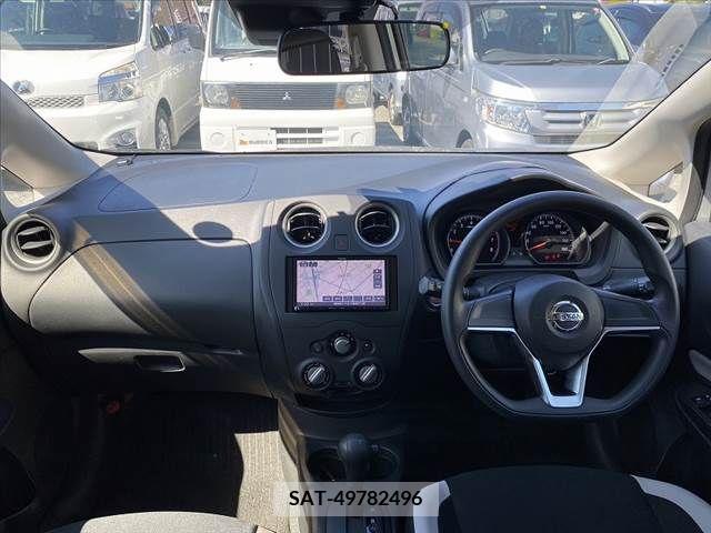 Nissan NOTE 2018-10 302422-1