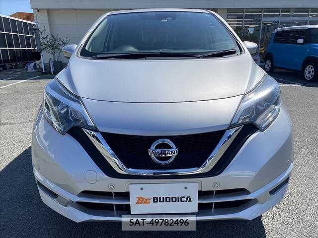 Nissan NOTE 2018-10 302422-8