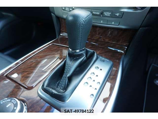 Nissan FUGA 2016-06 396687-16