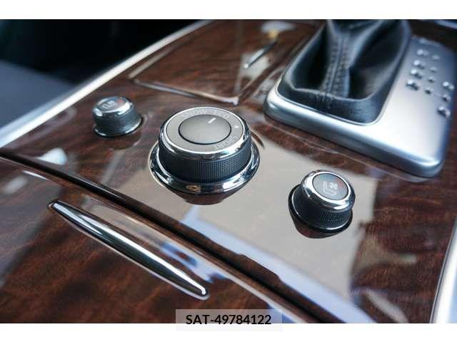 Nissan FUGA 2016-06 396687-17