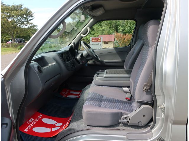 Nissan CARAVAN VAN 2006-10 18554-6