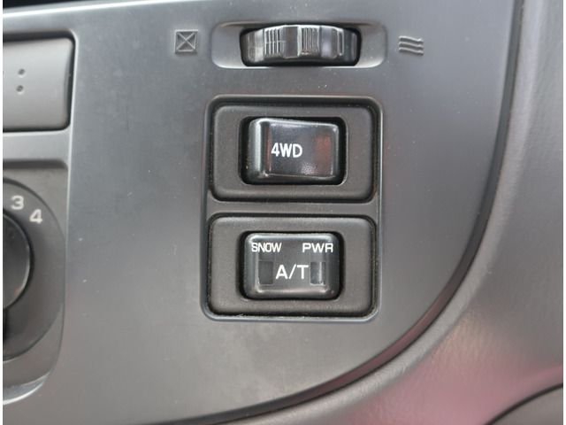 Nissan CARAVAN VAN 2006-10 18554-5
