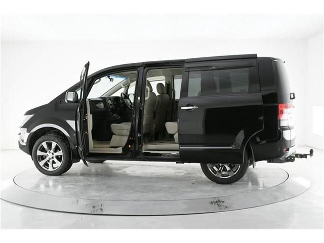 Mitsubishi DELICA D5 2014-03 15718-4